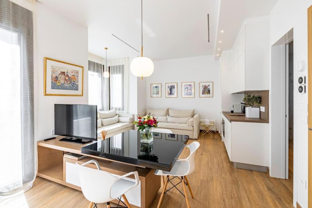 Art-W Executive Apartments Atene Esterno foto