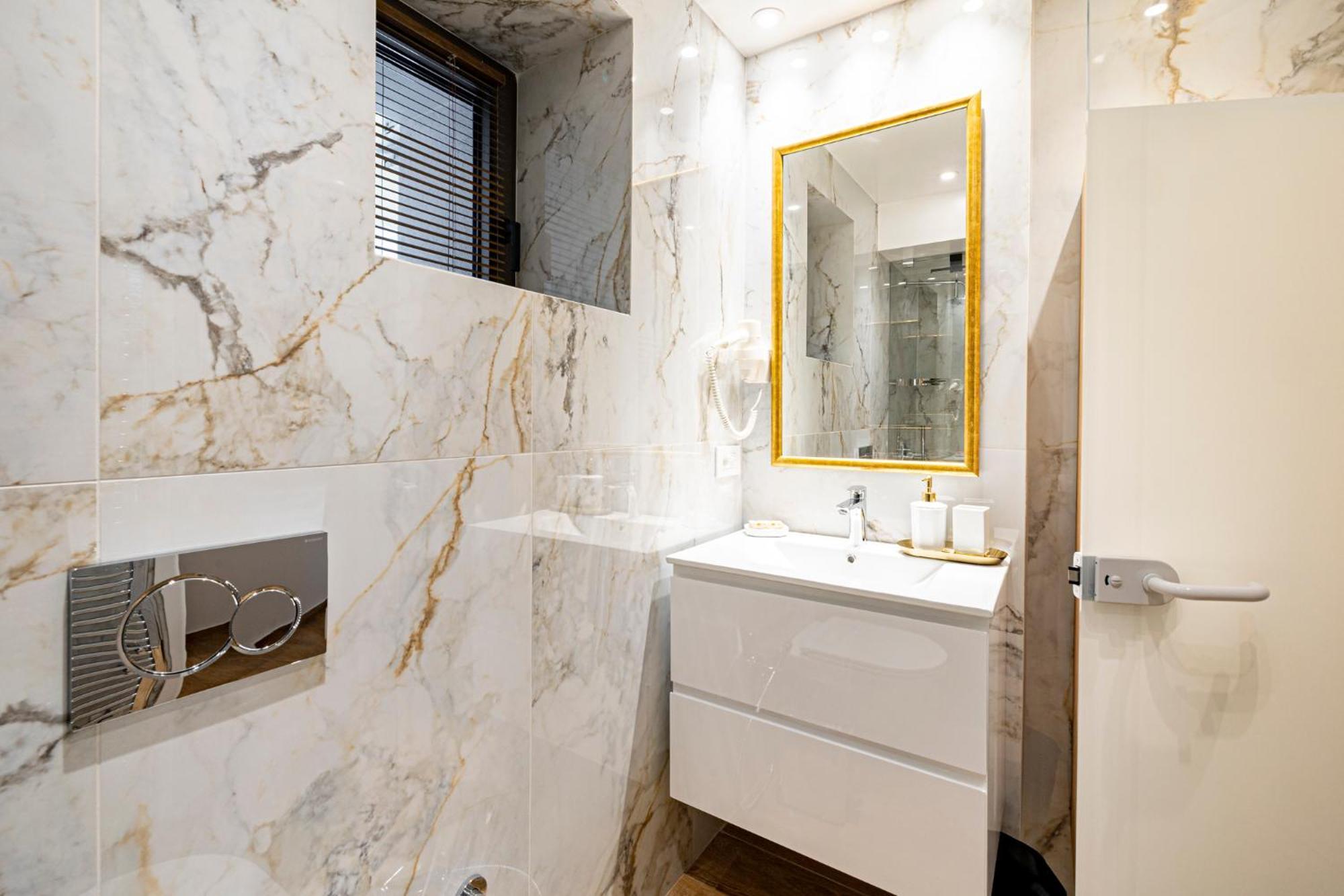 Art-W Executive Apartments Atene Esterno foto