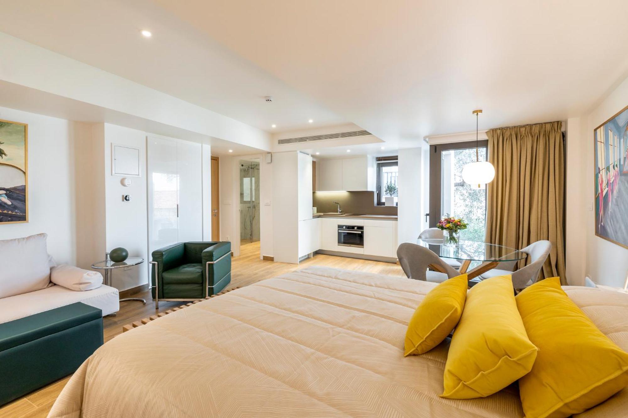 Art-W Executive Apartments Atene Esterno foto